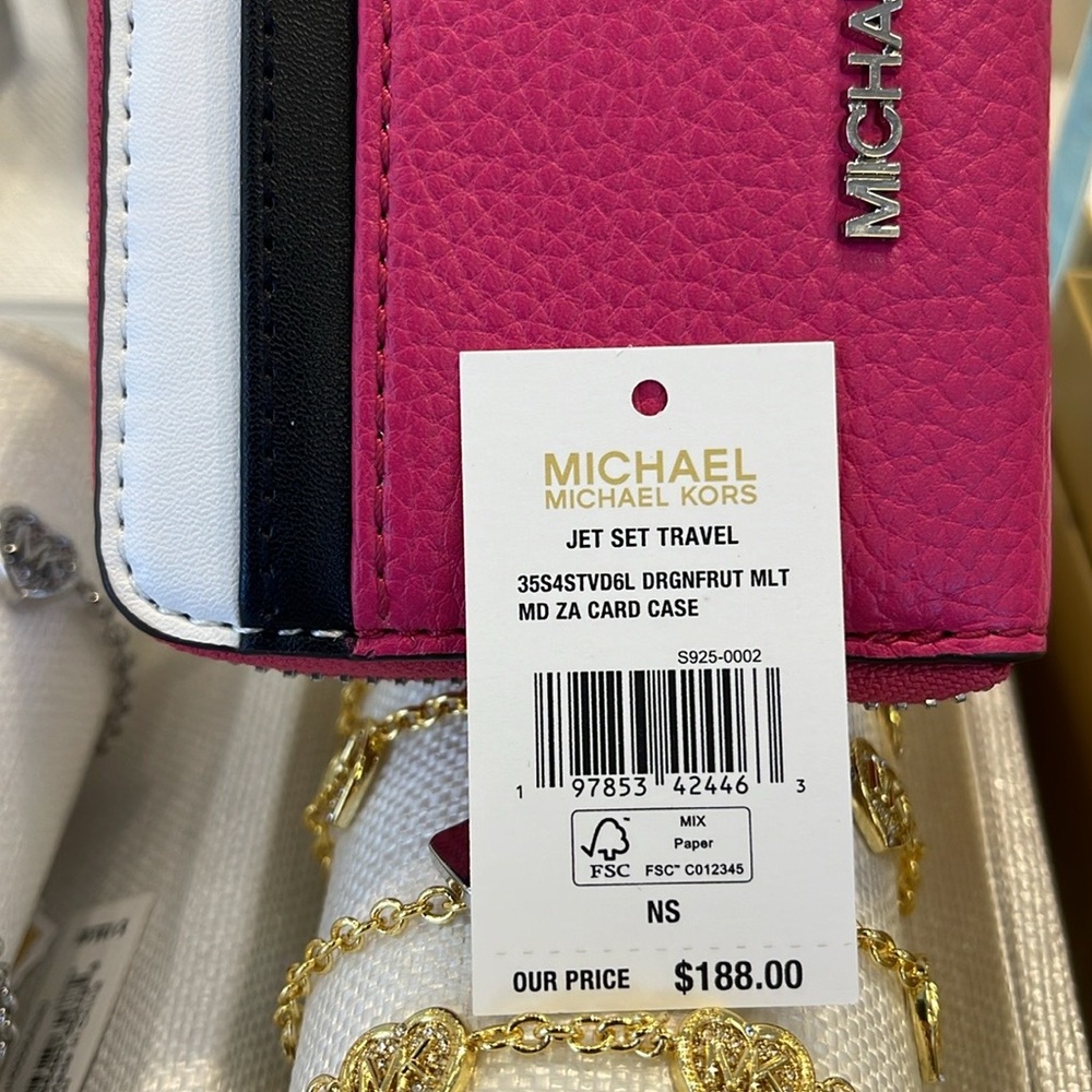 Michael Kors Jet Set Travel Md Zip Around Color-Block Wallet 
DRAGONFRUIT MULTI - Picture 9 of 16